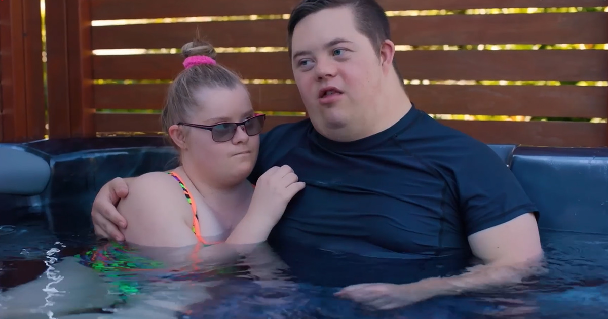 Une nouvelle série Netflix sur des personnes trisomiques en quête d’amour critiquée pour son titre jugé « offensant »